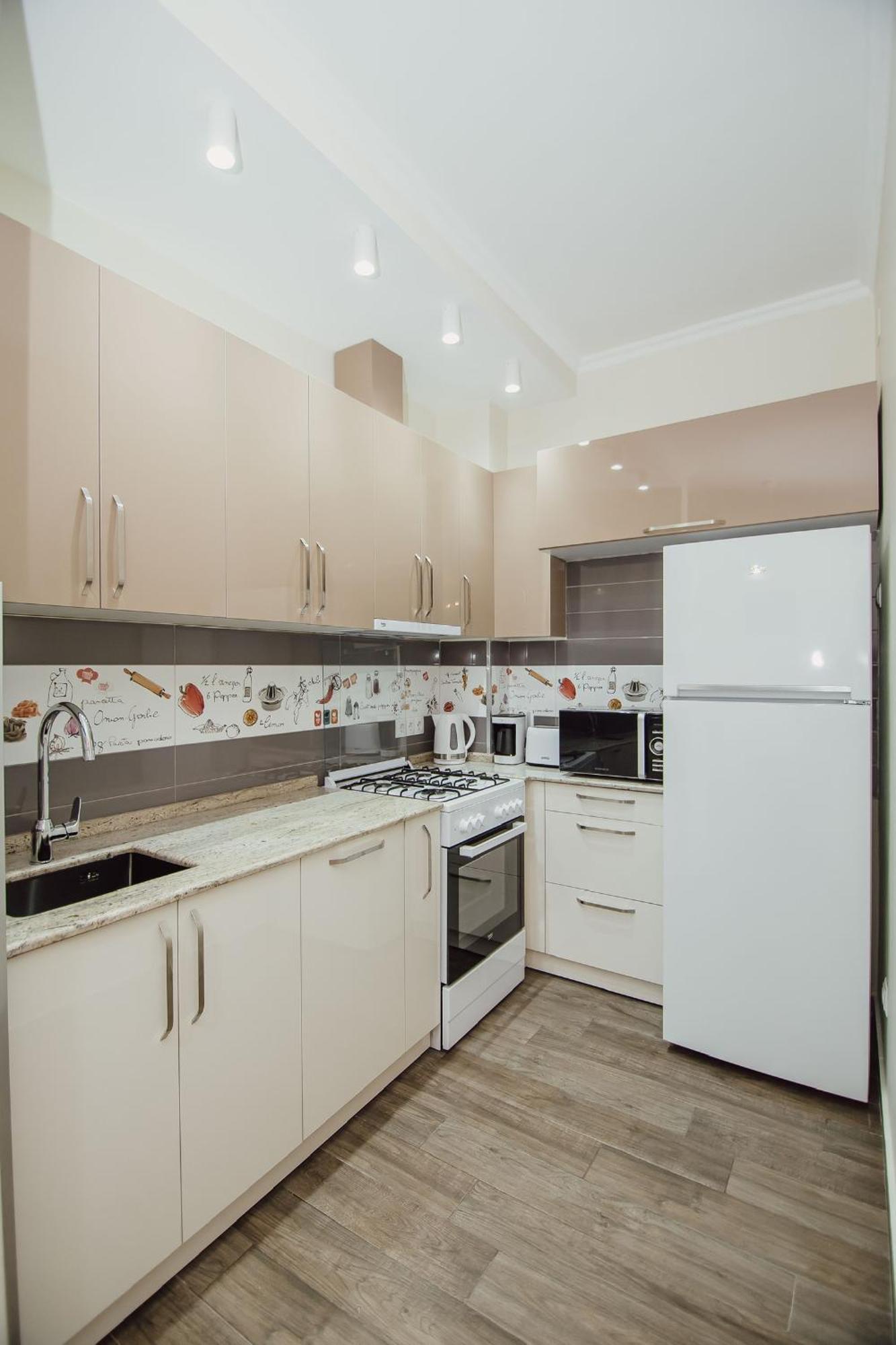 באטומי Ekaterine'S Apartments מראה חיצוני תמונה